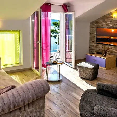 Apartments Velo Lago Lastovo Exterior photo