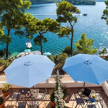Apartments Velo Lago Lastovo Exterior photo