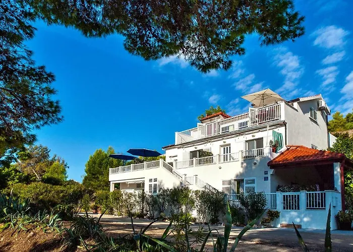 Apartments Velo Lago