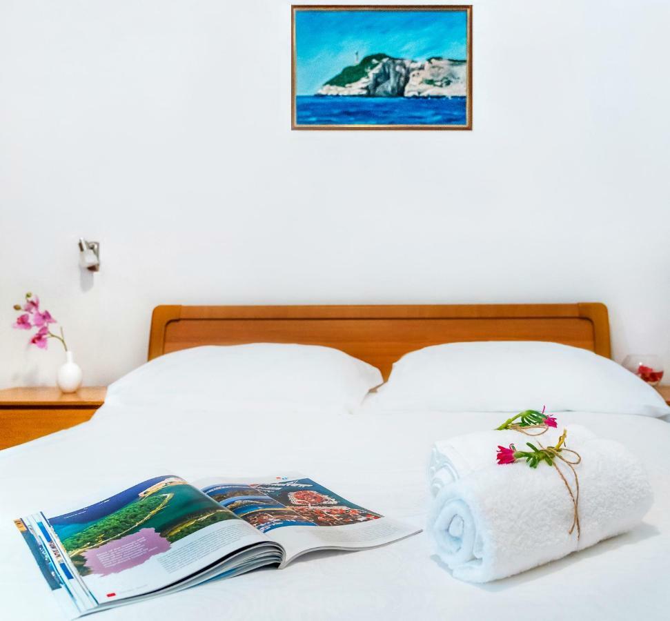 Velo Apartment